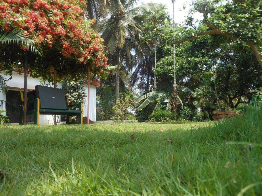 Runnin Airport - Homestay Gurpur Exterior foto